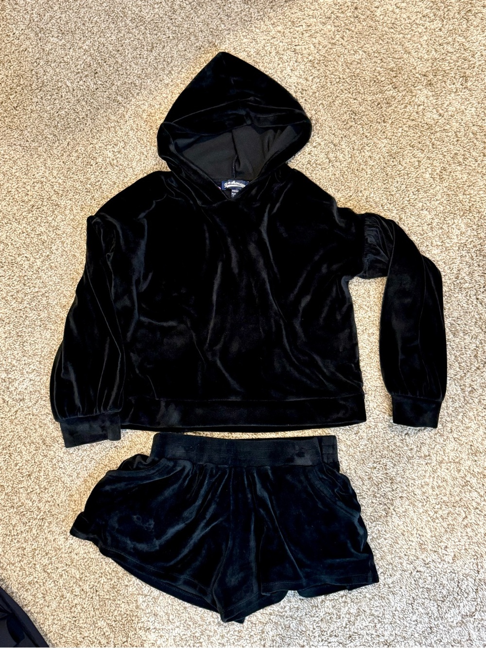 Girls Black Velvet Hoodie & Shorts Set 8-10 Medium